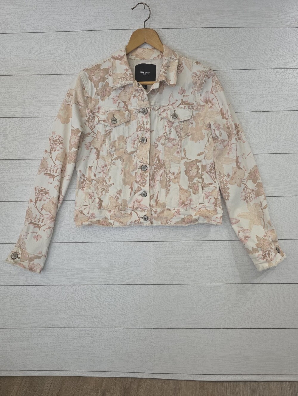 Nine West Floral Jean Jacket Floral Print Cream Denim Pink Flowers Medium